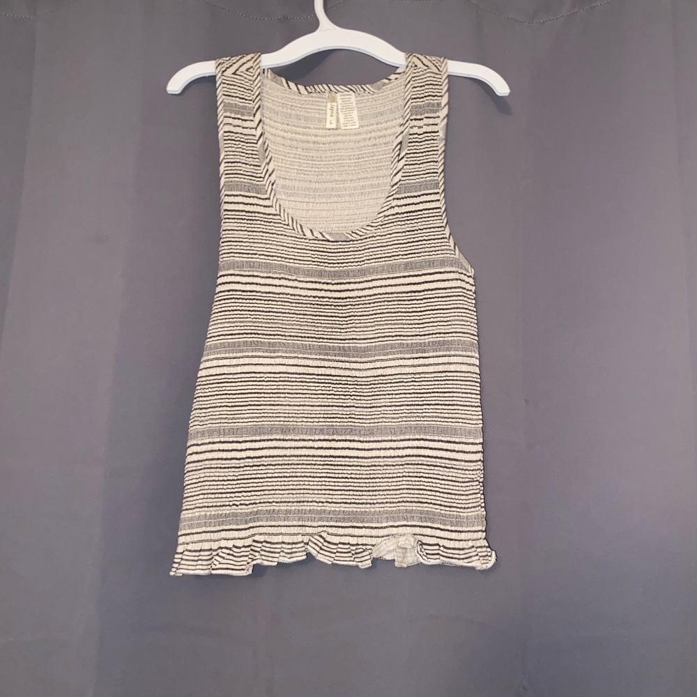 Sleeveless top